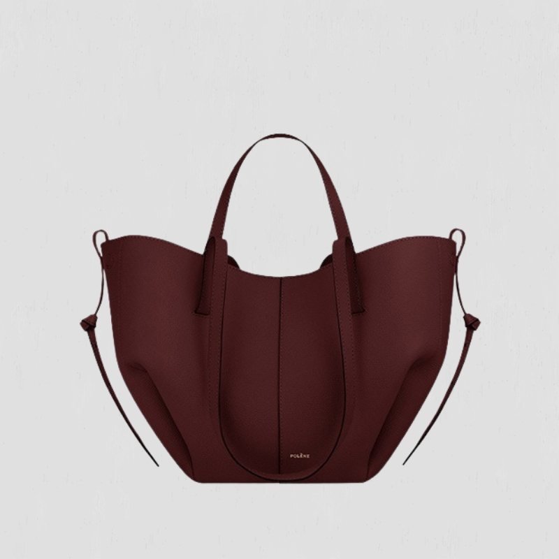 Pernilla – Fitted tote bag with side ruching