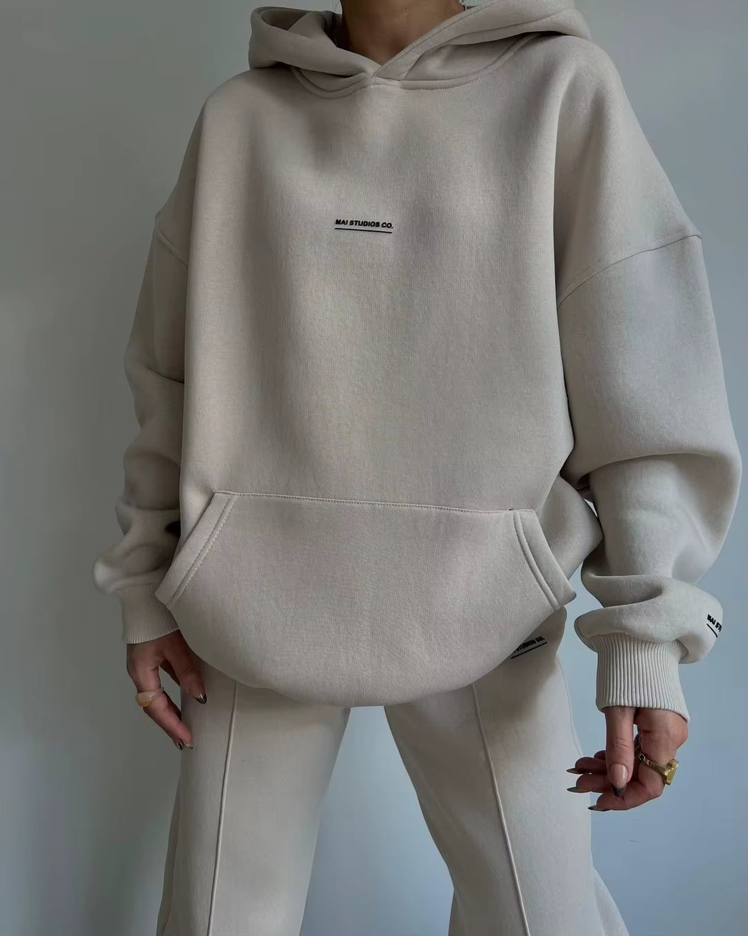 Isla Urban - Oversized Hoodie Suit
