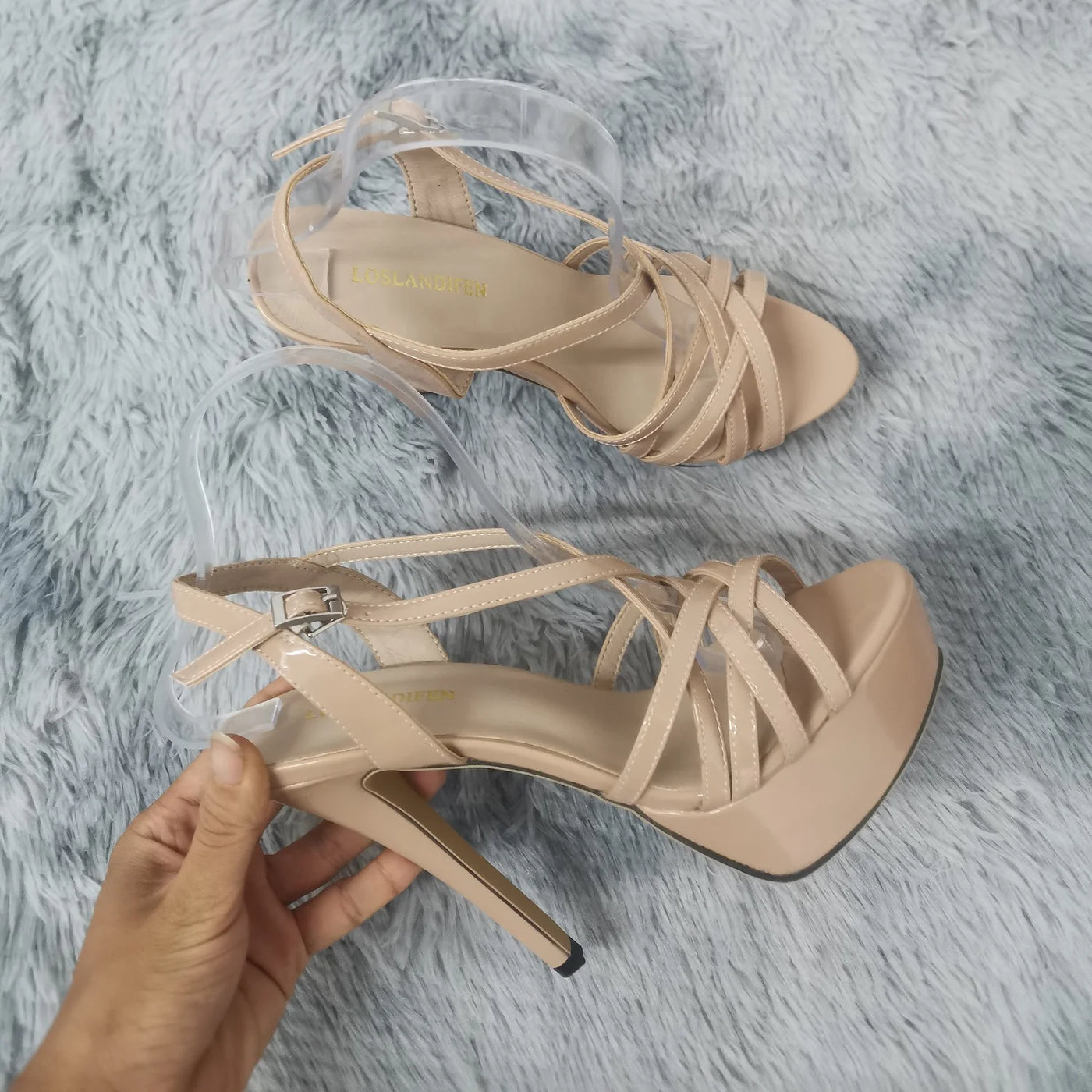Scharlachrote Luxe-Heels