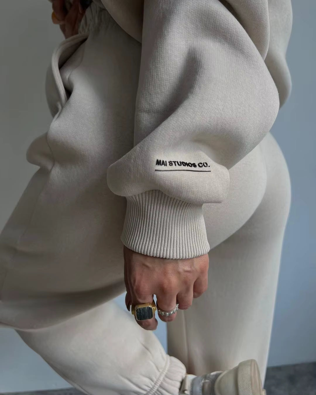 Isla Urban - Oversized Hoodie Suit