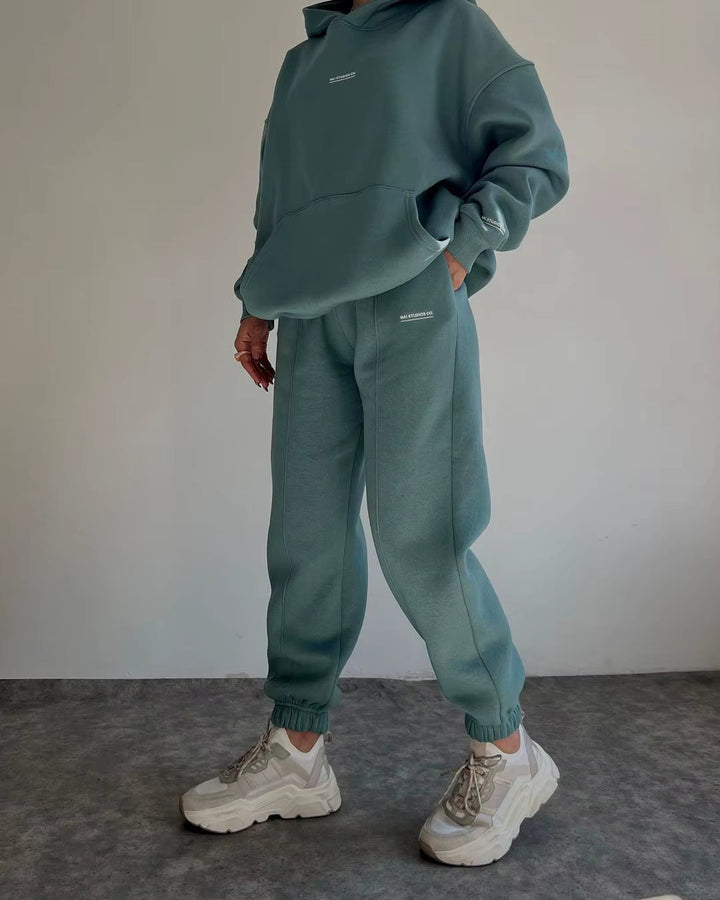 Isla Urban - Oversized Hoodie Suit