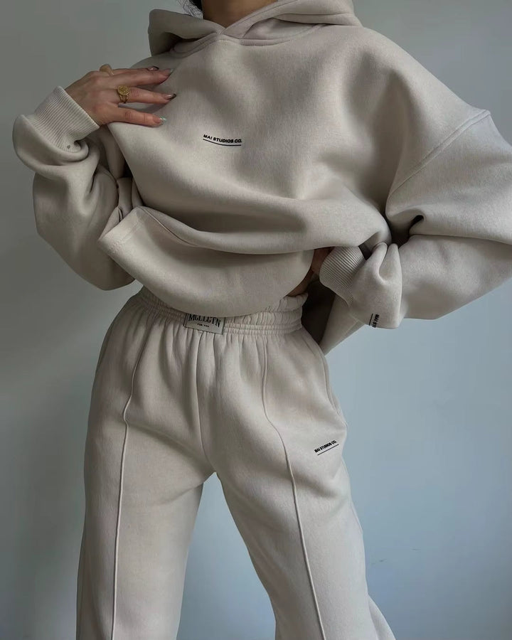 Isla Urban - Oversized Hoodie Suit