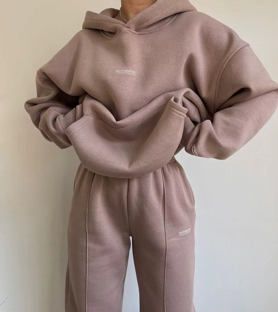 Isla Urban - Oversized Hoodie Suit