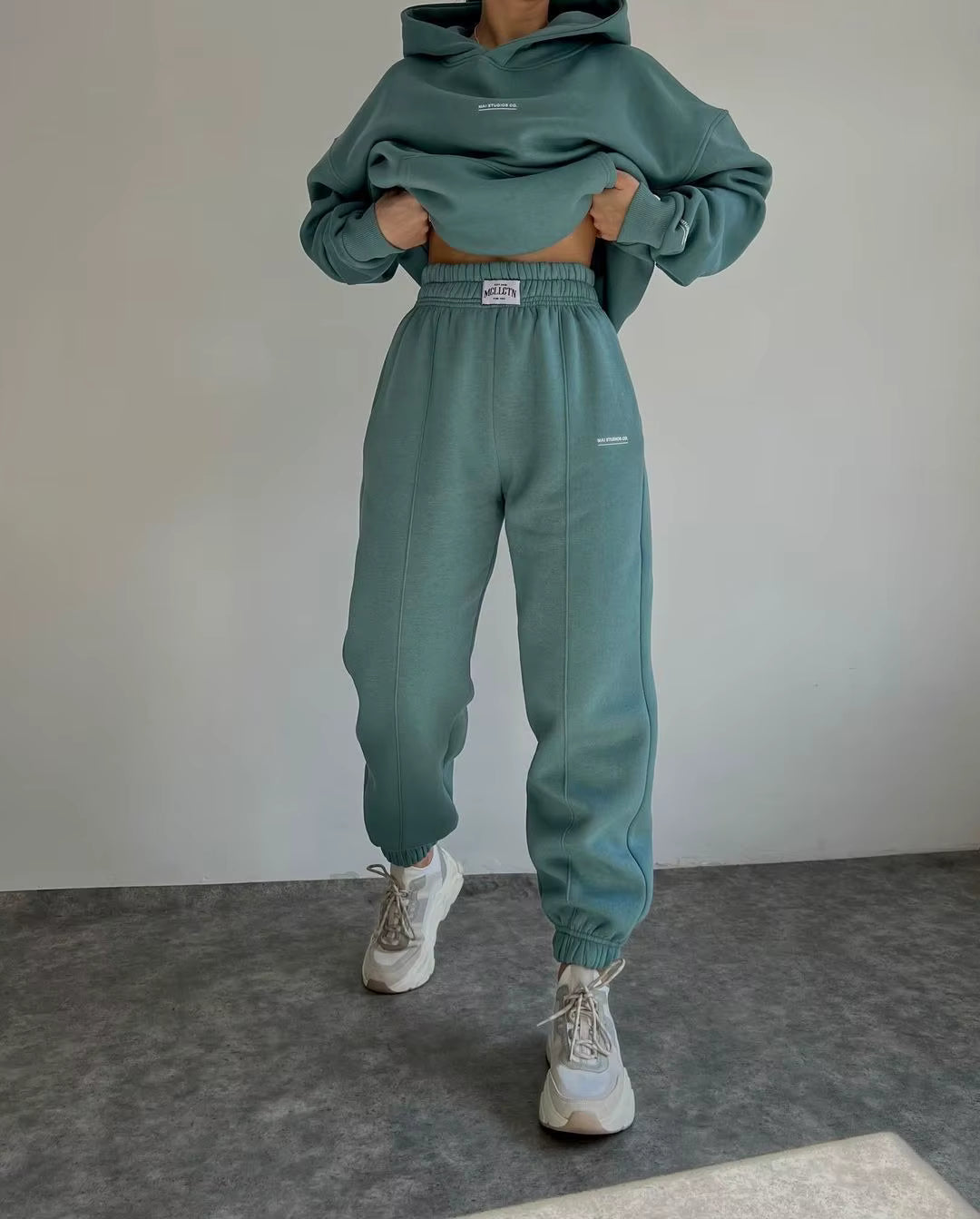Isla Urban - Oversized Hoodie Suit