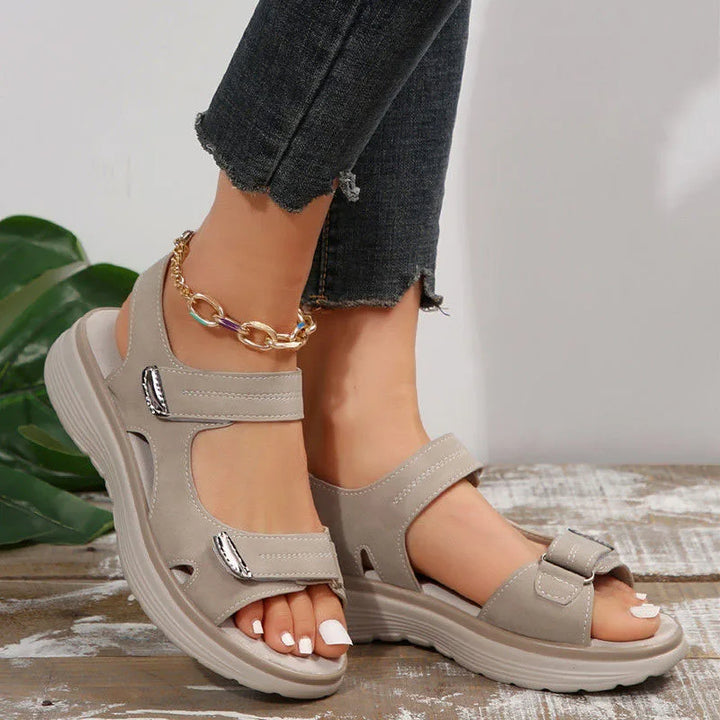 Bella™ Orthopedic leather sandals made from high-quality material
