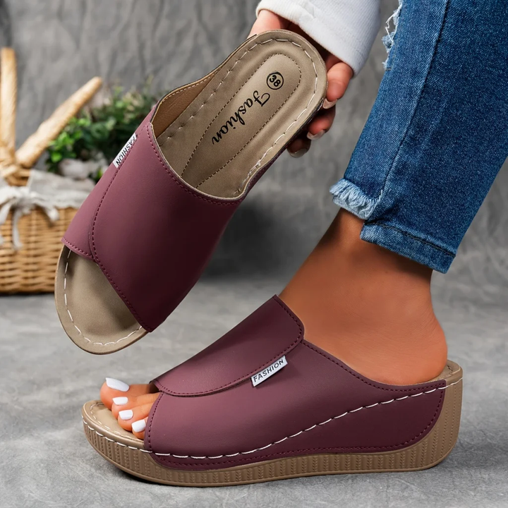 Comfortable Leather Slippers with Thick Sole and Arch Support