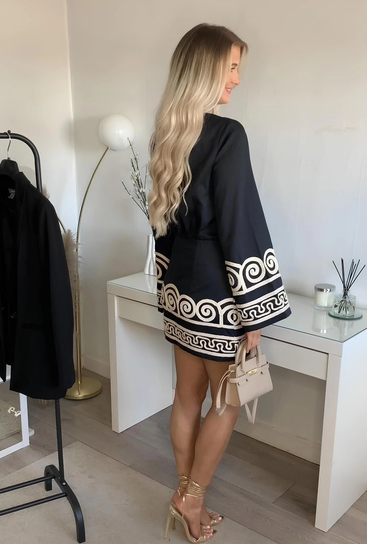 Yara™ Elegant long sleeve mini dress